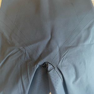 Shaper, thigh shaper Moisture wicking fabric NEW